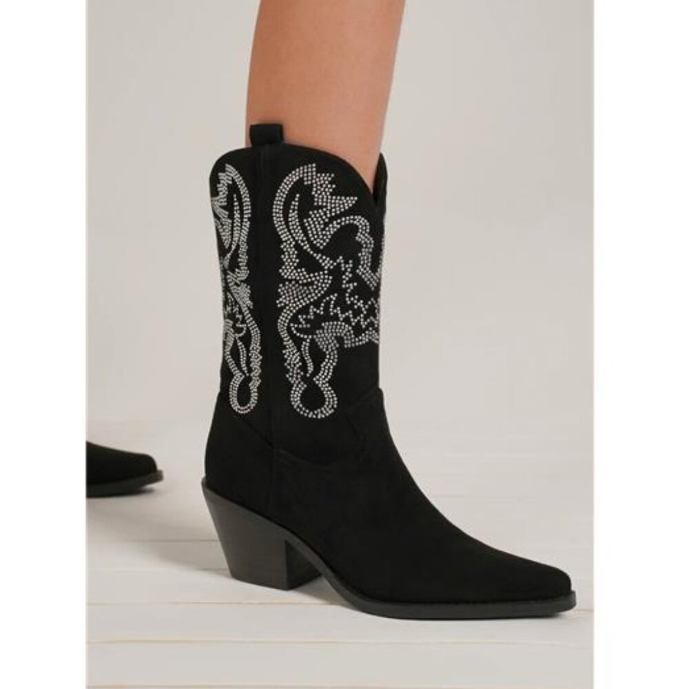 NWT BEAST FASHION Rhinestone Detail Black Suede Western Style Point Toe Boots